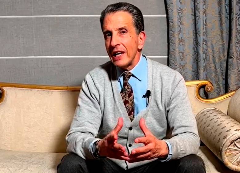 Con un legado heredado de su padre, Hakim combina ciencia y espiritualidad para salvar vidas, lejos de los reflectores y con un profundo compromiso humano. FOTO captura de video 