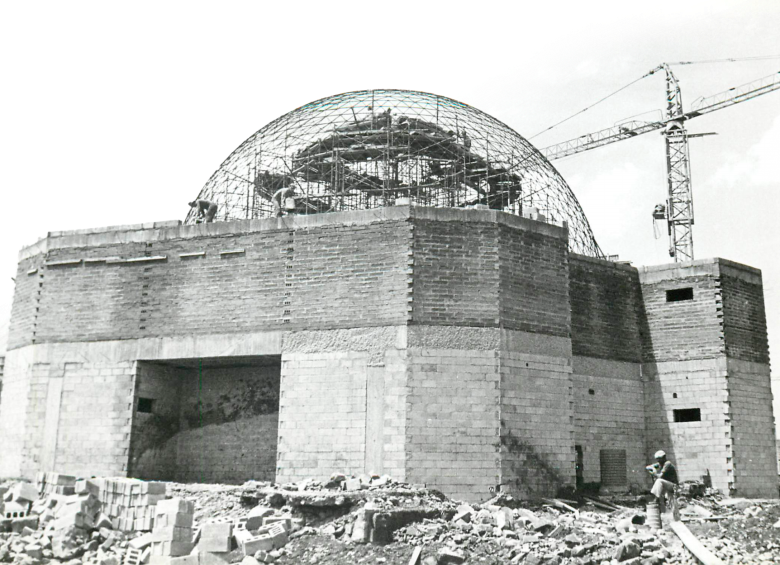 Pioneros del espacio: así fue la odisea detrás del planetario que Medellín abrió hace 40 años