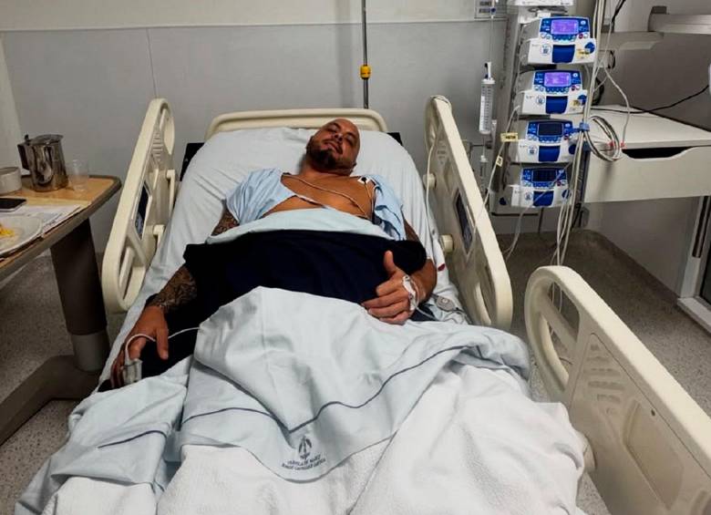 Omar Pérez señaló desde el hospital que ya se siente mejor luego del infarto que sufrió. FOTO INSTAGRAM PÉREZ
