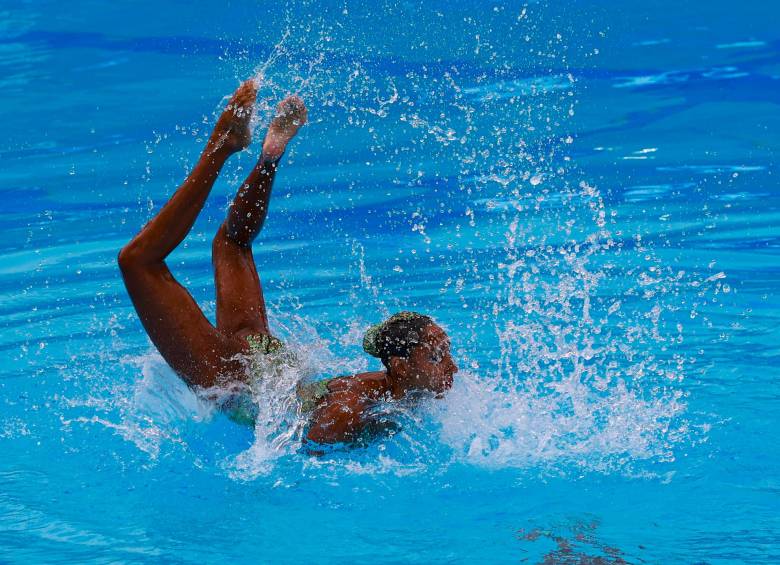 La brasileña Eduarda Mattos compitió junto a Bernardo Barreto en la competencia de dueto libre.