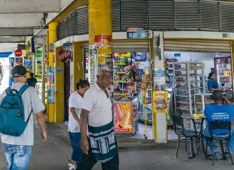 Los comerciantes piden que les den alternativas como la reubicación o seguirle pagando el arriendo a la alcaldía. FOTO: CAMILO SUÁREZ