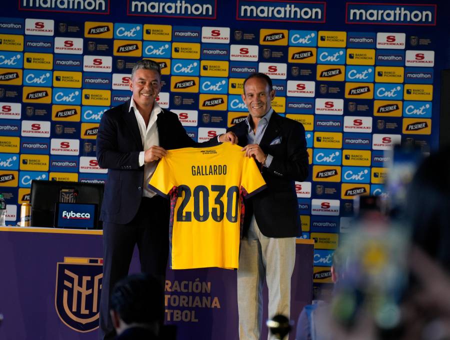 El entrenador argentino Marcelo Gallardo, quien fue famoso por dirigir a River Plate, fue presentado en Quito. Foto: tomada del x de @FEFecuador