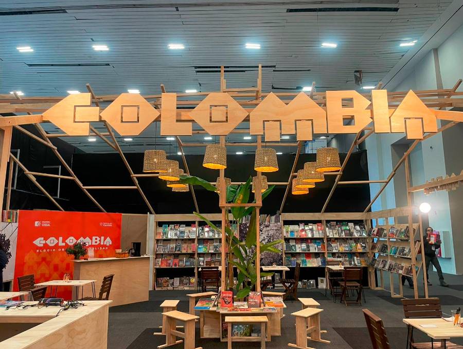 Este es el stand de Colombia en la Feria Internacional del libro de Guadalajara. Foto: Colprensa. 