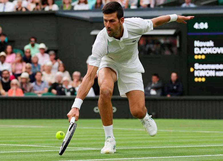 Novak Djokovic, último campeón en Wimbledon. FOTO AFP