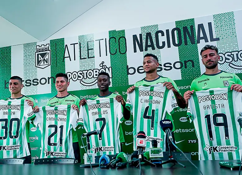 Imágenes de la presentación de los 5 refuerzos de Nacional para este semestre. FOTO ATLÉTICO NACIONAL