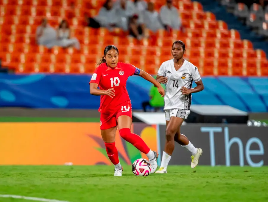 La canadiense Olivia Smith no solo es el fichaje más costoso sino también la más joven en estar en el top. <b>Foto:</b> Juan Sánchez. 