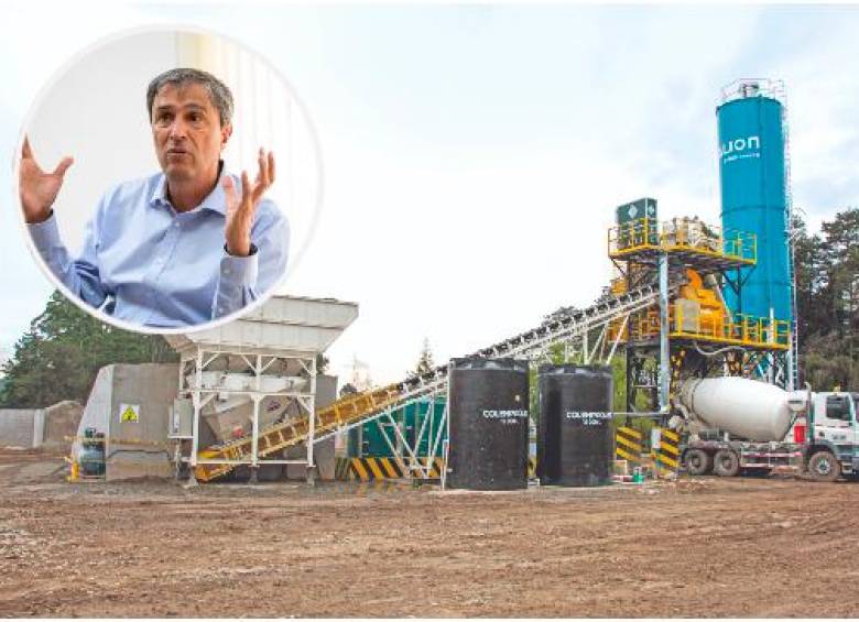 Jaime Ángel, presidente de Corona, explicó el aporte que la nueva planta de concreto le dará al negocio. FOTO Cortesía y Camilo Suárez