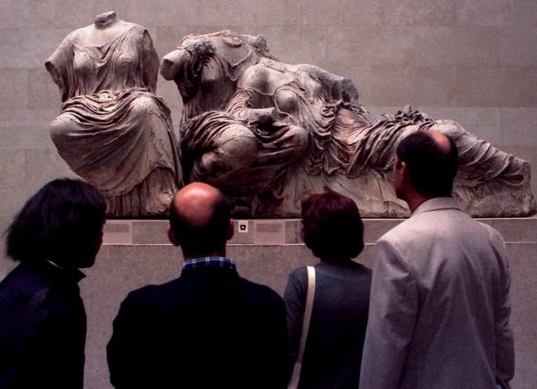 Parte de un friso del Partenón de Atenas expuesto en el Museo Británico de Londres. FOTO: EFE