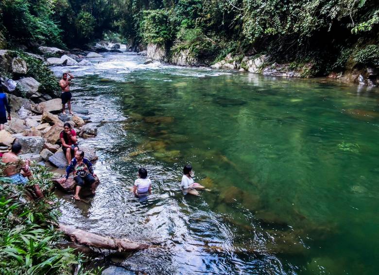 El río Melcocho, en Antioquia, es uno de los destinos turísticos que puede visitar. FOTO Julio César Herrera