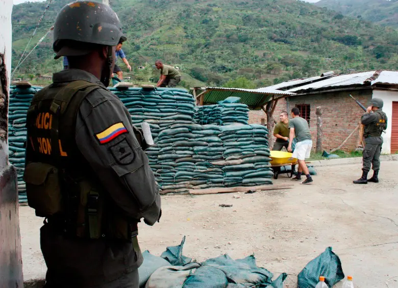 Según el Ejército, entre el viernes 24 y el domingo 26 de abril se han registrado 26 ataques en las regiones del Cauca y el Valle del Cauca. Foto referencia Manuel Saldarriaga.
