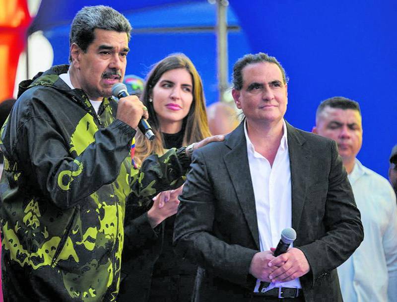 Álex Saab renunció a su derecho para comperecer presencialmente y se declaró “no culpable” ante un juez. Foto: Gabriela Oraa - AFP