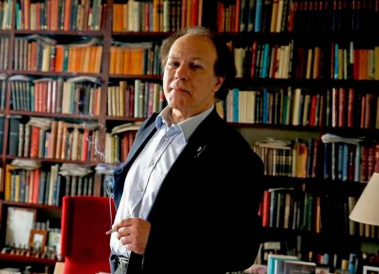Javier Marías ha publicado dieciséis novelas y ha obtenido, entre otros, los Premios Rómulo Gallegos, Prix Femina Étranger, Mondello y Fastenrath. FOTO: EFE