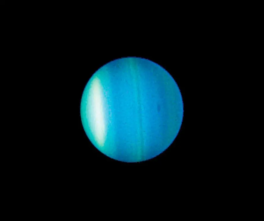 Urano emite un 15 % más de energía de la que recibe, según nuevos cálculos basados en décadas de observación y modelos atmosféricos avanzados. FOTO cortesía Nasa