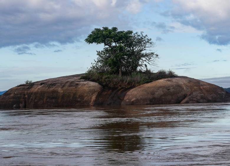 El Escudo Guayanés hace referencia a la abundancia de agua en estas tierras. Foto: Manuel Saldarriaga Quintero.