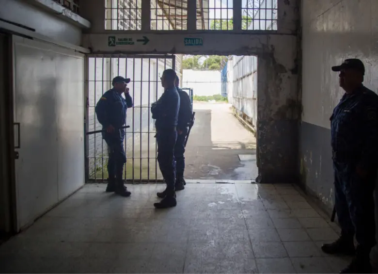 Asesinaron a una mujer durante una visita este 22 de agosto de 2026 en la cárcel La Modelo de Bogotá. FOTO: Colprensa 