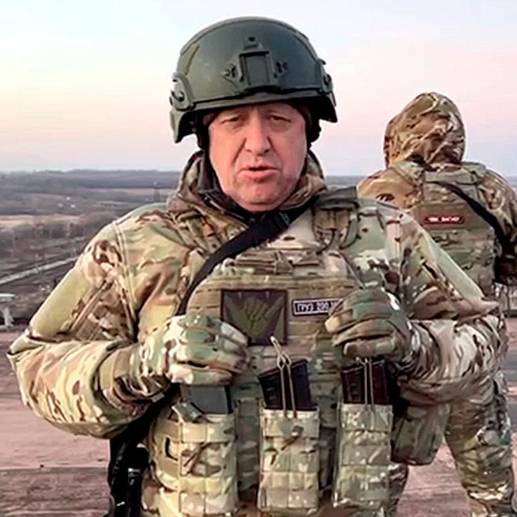 En la imagen Yevgueni Prigozhin, jefe del Grupo Wagner, quien falleció en extras circunstancias al estrellarse el avión en el que viajaba hacia San Petersburgo, Rusia. FOTO CORTESÍA