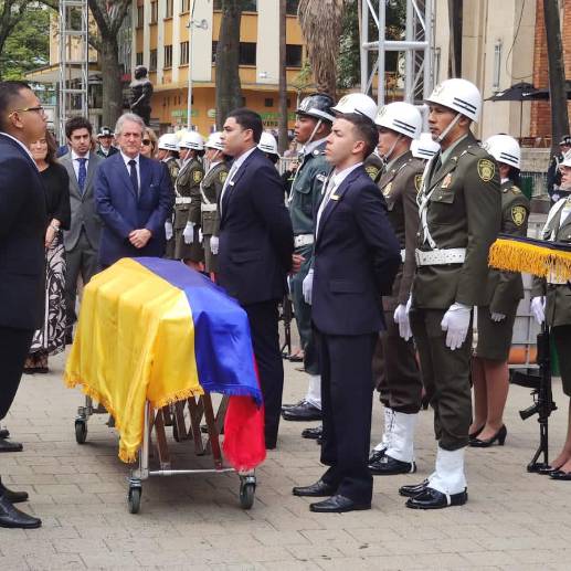 Así llegó el maestro Fernando Botero a la Catedral Basílica Metropolitana para darle el último adiós, el definitivo. FOTO: Cortesía