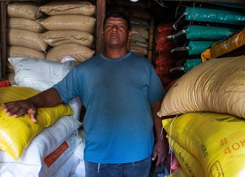 Asominsab proyecta que el concentrado que usan los ganaderos de Sabanalarga sea el producto local que ellos producen. FOTO JULIO CÉSAR HERRERA