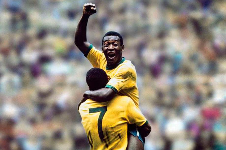 Pelé, un hombre que hizo ver el fútbol diferente. Su picardía, talento con el balón y goles lo hicieron ser un futbolista diferente, un rey de este deporte. Cortesía CBF
