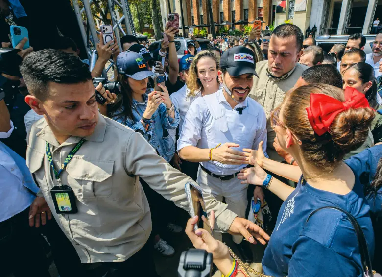 Desde enero pasado, el movimiento Creemos le madrugó a las alianzas y se sumó a la campaña a la presidencia de Abelardo de la Espriella. FOTO Camilo Suárez