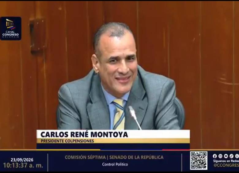 El presidente de Colpensiones, Carlos René Montoya, argumentó que llevaba apenas dos días en el cargo. Sin embargo, los congresistas señalaron que quien asume la dirección de la entidad debe tener un conocimiento sólido sobre los asuntos relacionados con los ahorros y las pensiones de los colombianos. Foto: Cortesía