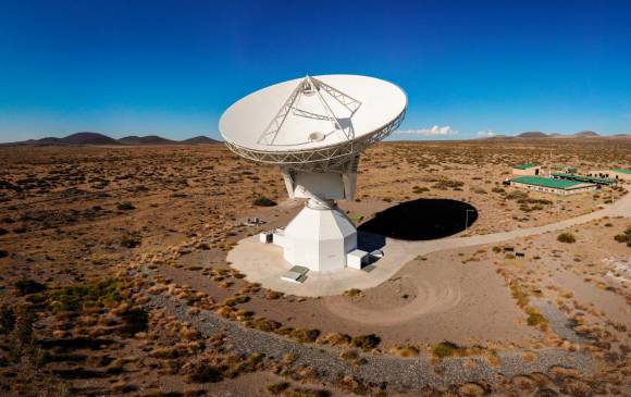 Este es un ejemplo de una antena de radio de la Agencia Espacial Europea ubicada en Malargüe, Argentina. FOTO Cortesía ESA
