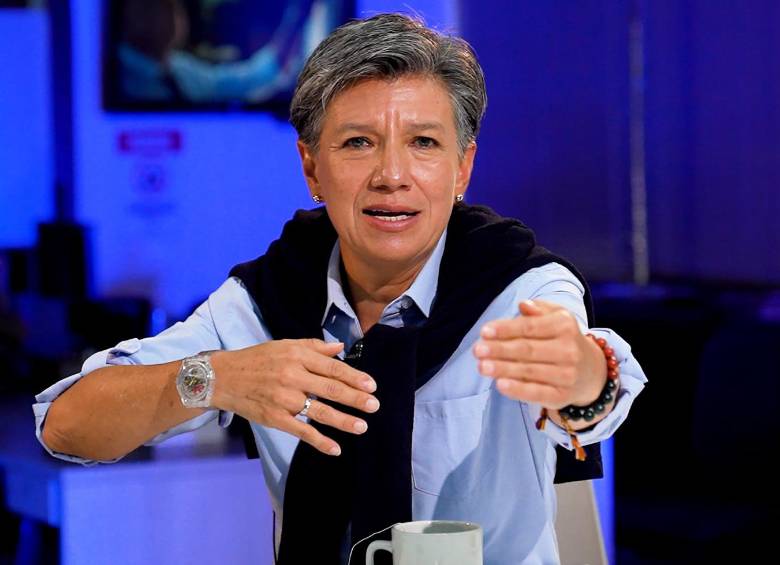 Claudia López Hernández tiene 56 años y fue senadora del Partido Alianza Verde y alcaldesa de Bogotá. FOTO Camilo Suárez 