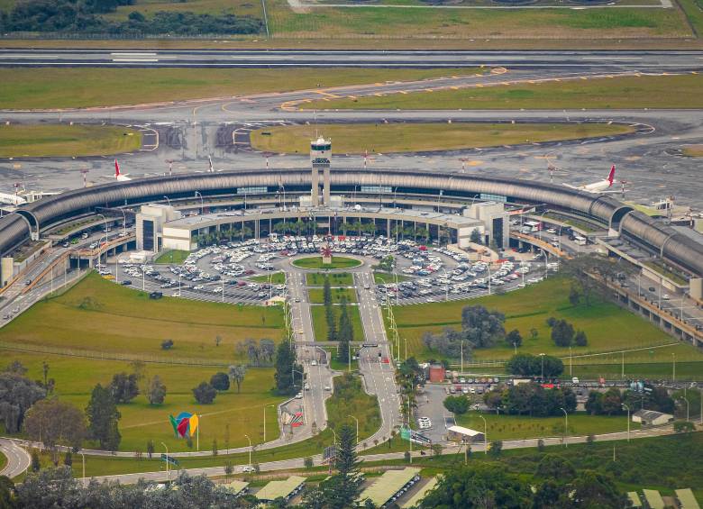 La primera fase de la ampliación del aeropuerto José María Córdova incluye la compra de predios entre 2025 y 2030. FOTO Juan Antonio Sánchez