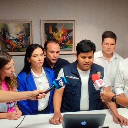 Los candidatos a la Alcaldía de Cali rechazaron los hechos de los que fueron víctima. FOTO: Colprensa.
