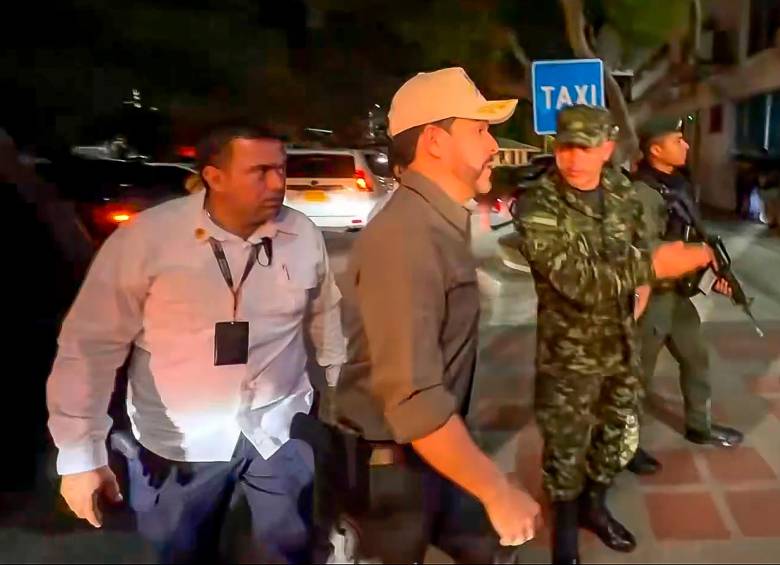 Tras crisis de orden público en Santa Marta, De la Espriella estuvo en operativos en esa ciudad, también en Cali. FOTO Captura de video