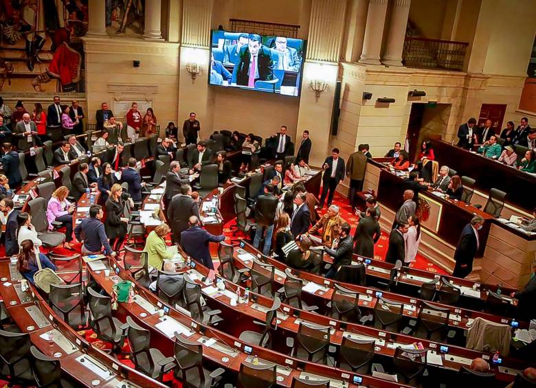 Las comisiones económicas de Senado y Cámara votaron en contra del proyecto de reforma tributaria, con el que el Gobierno buscaba $9,8 billones para financiar el presupuesto de 2025. FOTO COLPRENSA