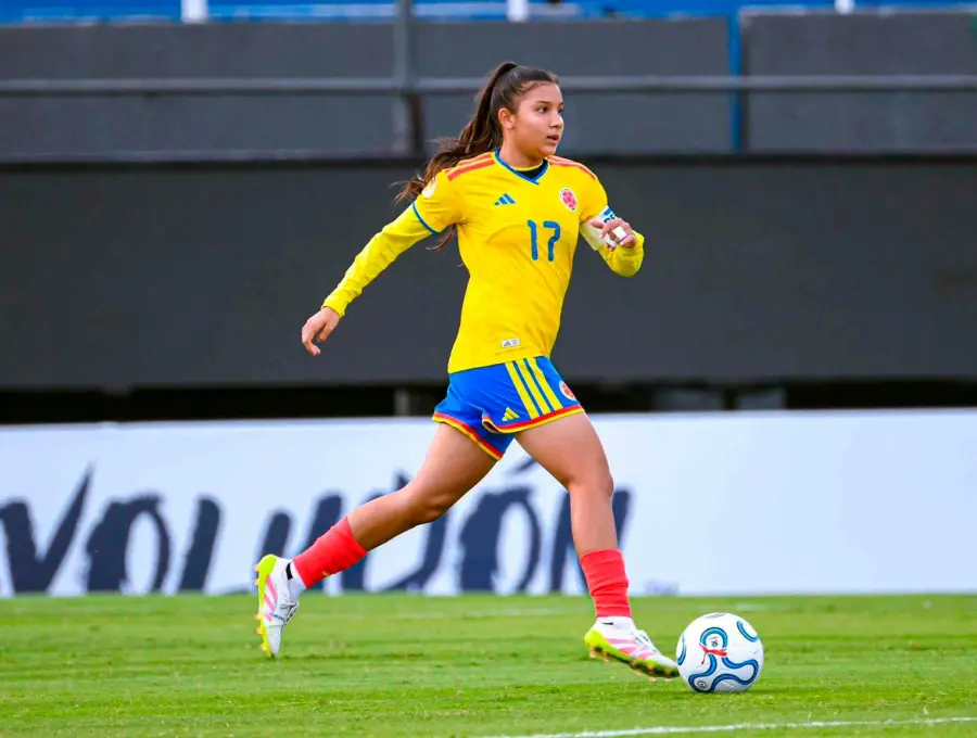 Izabela Cortés es la capitana de Colombia y una de las jugadoras de mayor experiencia en el grupo que dirige Carlos Paniagua. FOTO CORTESÍA FCF 