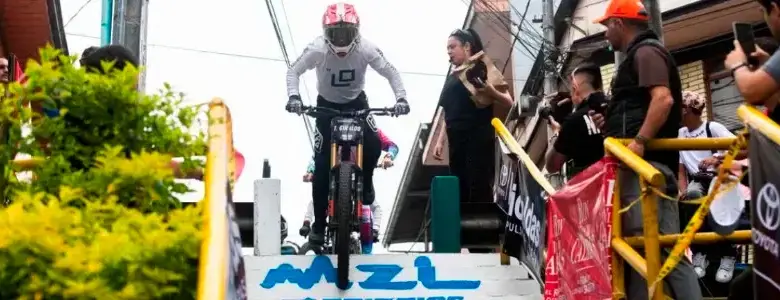 Camilo Sánchez se coronó en casa: Manizales vibró con el Down Town 19