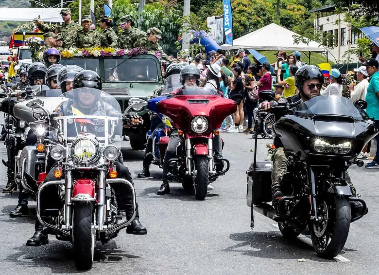 Este sábado está programado el Desfile Héroes de la Patria en la Feria de las Flores 2026. FOTO: Jaime Pérez