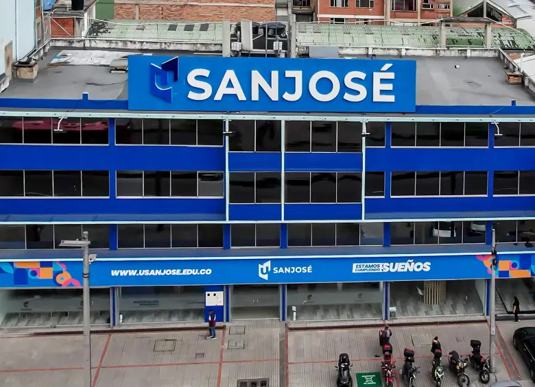 La Fundación San José se convirtió en el centro de un debate político y administrativo por cuestionamientos por irregularidades en algunos títulos. FOTO Mineducación