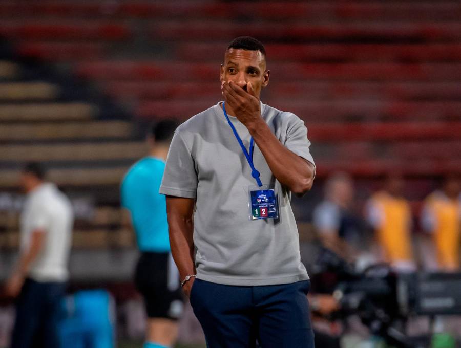 El entrenador antioqueño Amaranto Perea, de 47 años, vive su primer semestre como entrenador del Independiente Medellín. En el momento, ha logrado 6 victorias, 2 empates y 4 derrotas en Liga. Foto: Juan Antonio Sánchez