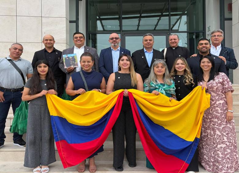 Los miembros de la delegación antioqueña durante su viaje a Europa. FOTO: Cortesía Dirección de Turismo de Antioquia