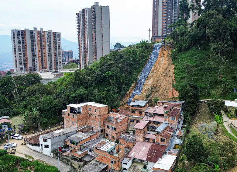 El Valle de Aburrá es la región más afectada por movimientos en masa en Antioquia. 227 movimientos en masa, de los casi 2.200 ocurridos en la historia del Valle de Aburrá, dejaron víctimas fatales. FOTO: MANUEL SALDARRIAGA