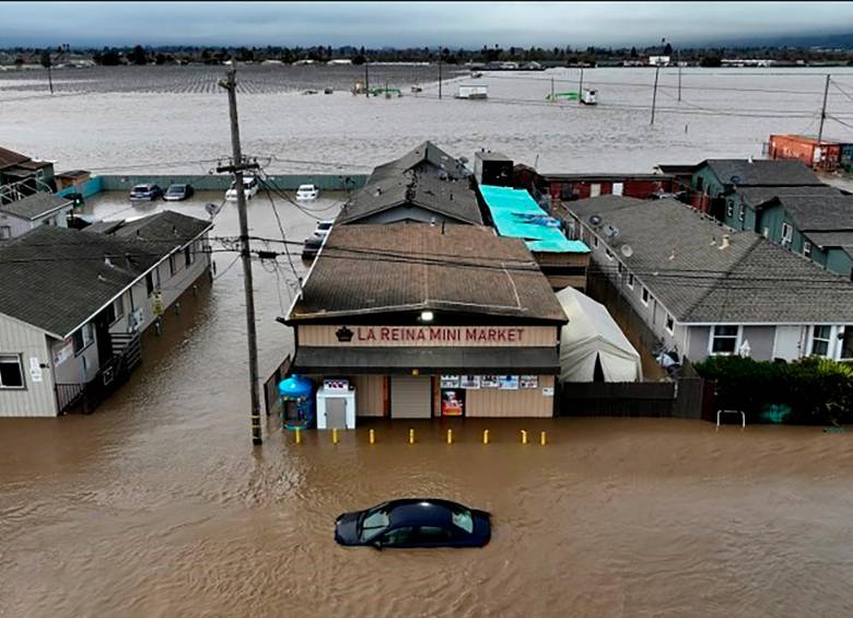 El estado de California en EE.UU. ajusta más de dos semanas inundada y las lluvias continúan. Foto: Getty