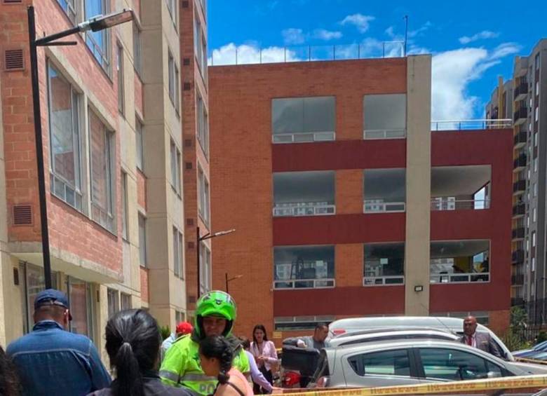 Investigan Muerte De Mujer Que Se Lanzó Al Vacío Desde Un Edificio En Bogotá Durante El Temblor