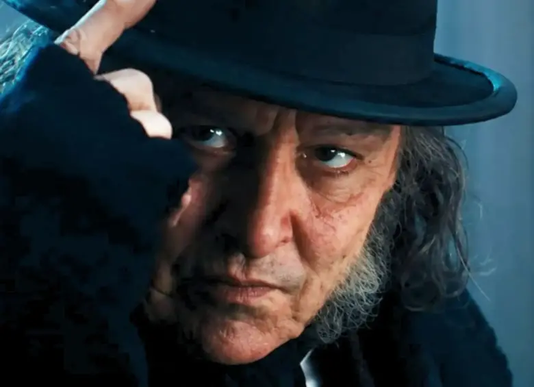 Así luce Johnny Depp en Ebenezer, su nueva película. FOTO: Paramount Pictures.