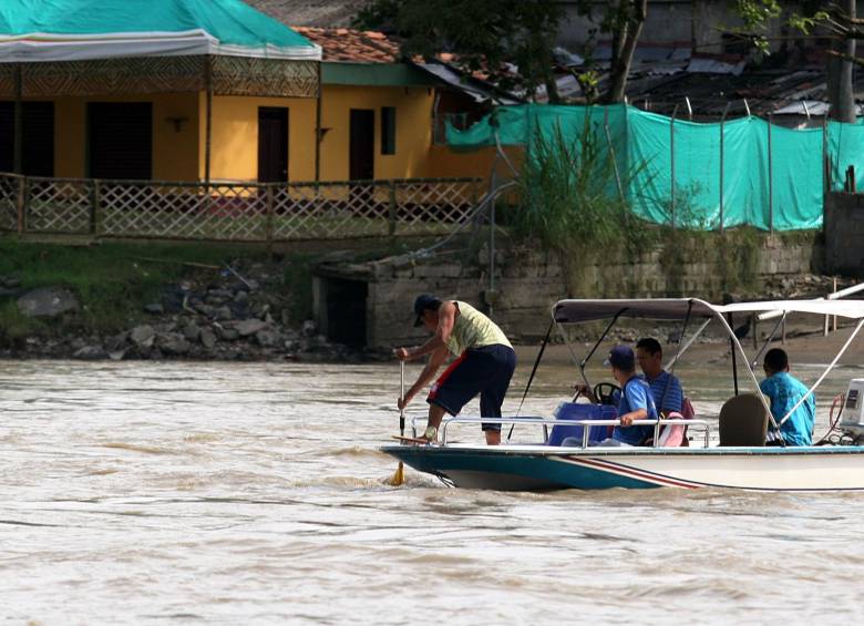 Autoridades de Caucasia y de Antioquia tienen dos meses para hacer un plan de contingencia que proteja a los habitantes del municipio antes las crecientes del Río Cauca. FOTO DE REFERENCIA: EL COLOMBIANO