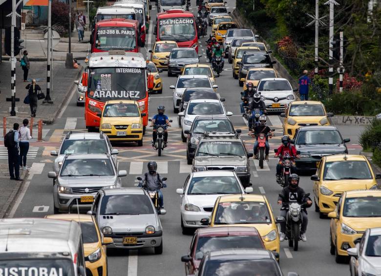 Las autoridades reiteran el llamado a conducir con cuidado para evitar incidentes en las vías. FOTO Camilo Suárez