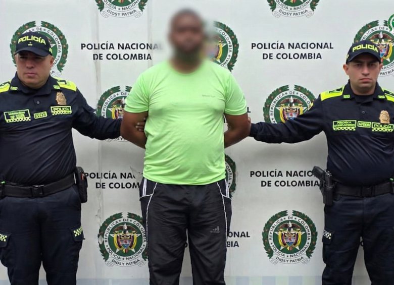 El entrenador de futbol fue señalado por la Fiscalía de aprovecharse de su profesión para abusar de jóvenes deportistas menores de edad. FOTO: Cortesía Fiscalía General de la Nación