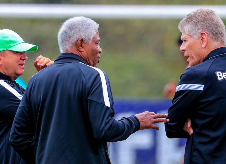 El entrenador brasileño Paulo Autuori está buscando trabajar con técnicos como “El Arriero” Herrera en las divisiones menores. También cuenta con la asesoría de Pacho Maturana. FOTO: JAIME PÉREZ 