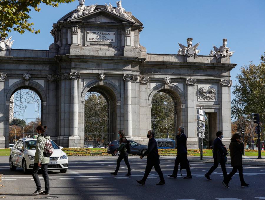 El procedimiento, según el Ministerio de Inclusión, Seguridad Social y Migraciones de España será “sencillo” y beneficiará a más de medió millón de personas. FOTO: Manuel Saldarriaga