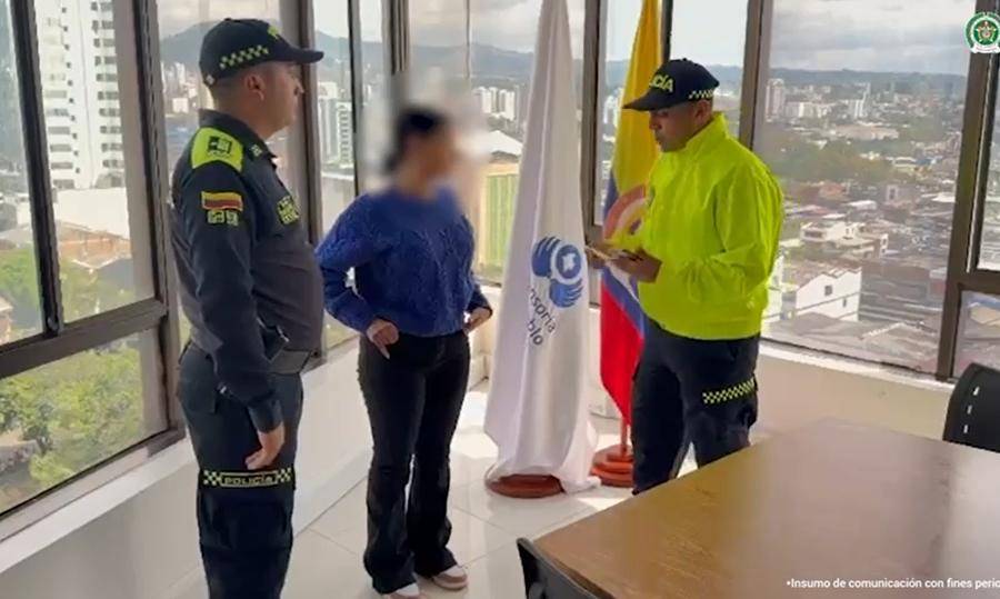 Luego de avalar el preacuerdo celebrado entre la Fiscalía General de la Nación y Laura María Rave, un juez de conocimiento la condenó a 18 años se prisión por su responsabilidad en el crimen de su compañero sentimental. Foto: Cortesía