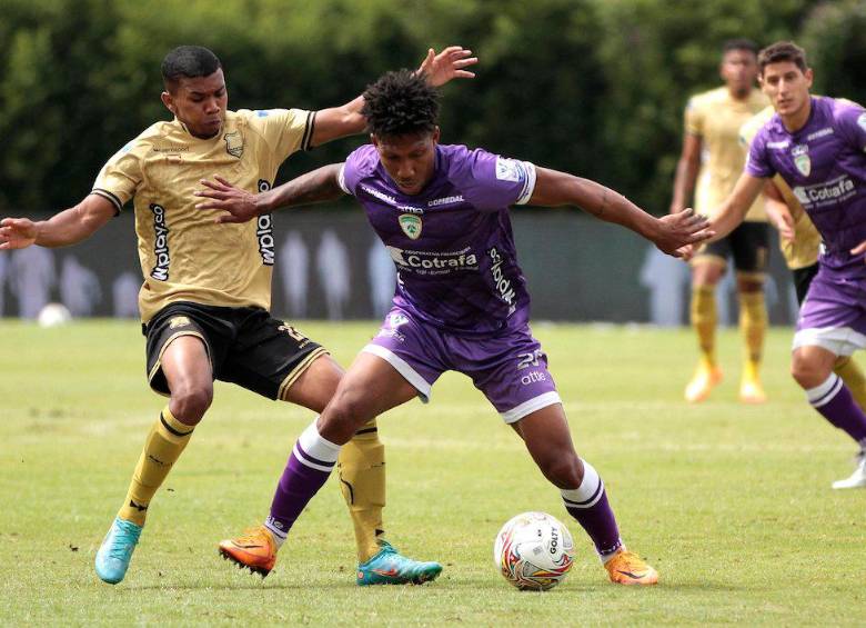 Águilas Doradas ganó su primer partido en la Liga, gracias al 3-0 ante Equidad en el Alberto Grisales de Rionegro. FOTO DIMAYOR