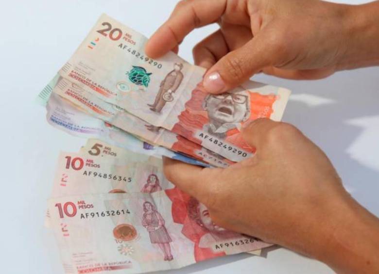 El pago de la prima la reciben la mayoría de trabajadores este 15 de junio. FOTO: Archivo