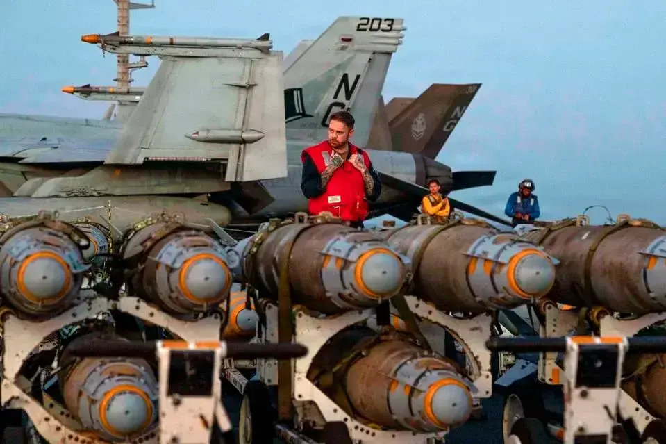 En las primeras 48 horas se habrían atacado más de 1.250 objetivos en Irán, según el Comando Central de EE. UU. FOTO: GETTY